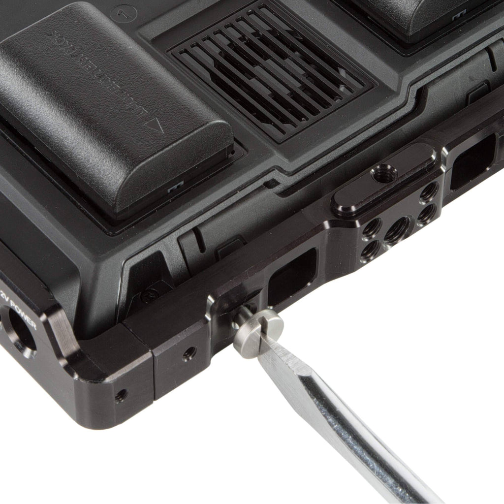BMD 4k video assist cage with 15 mm ballrod 06_SHAPE_Monitor_Cage_with_15_mm_Rod_Bloc_Ball_Head_for_Blackmagic_Design_4k_Video_Assist_Cage