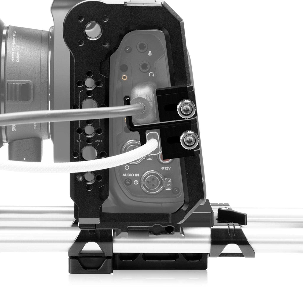 Blackmagic Cinema Camera 6K/6K Pro/6K G2 Cage with Top handle & 15mm LWS Rod System. 09_SHAPE_Blackmagic_Cinema_Camera_6K_6K_PRO_6K_G2_Camera_Cage__Top_Handle_and_Rod_Bloc_System